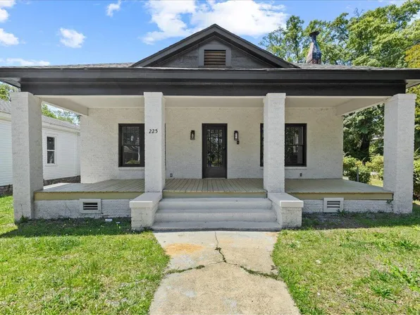 225 Avent Cir, Rocky Mount, NC 27804