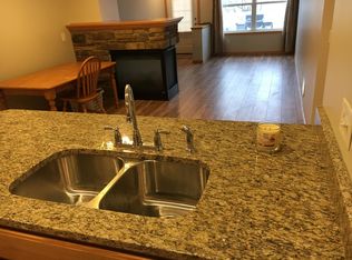 3258 Oak View Dr, Woodbury, MN 55129