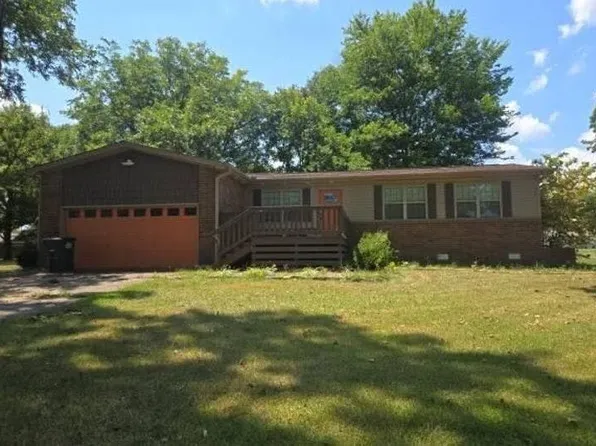 304 Clark Ave, Bald Knob, AR 72010