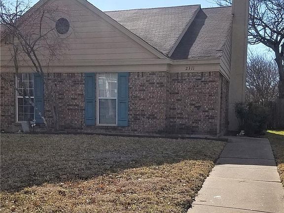 3rd image of 2311 Forestbrook Dr