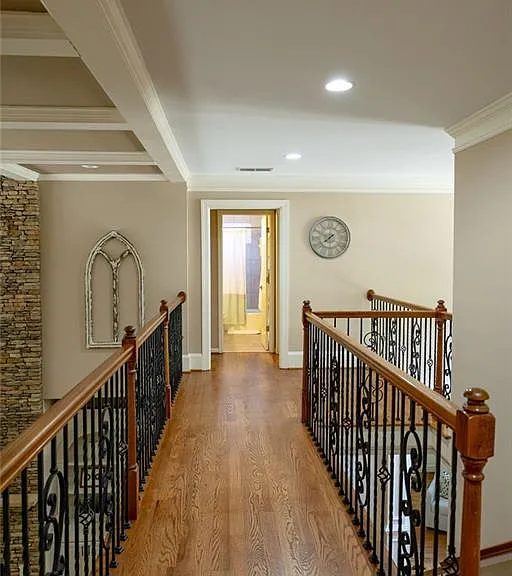1405 Edenham Ln — Photo 29