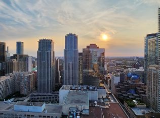 21 Carlton St #3601, Toronto, ON M5B1L3