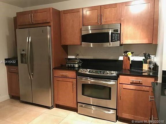 4th image of 8395 SW 73rd Ave APT 405