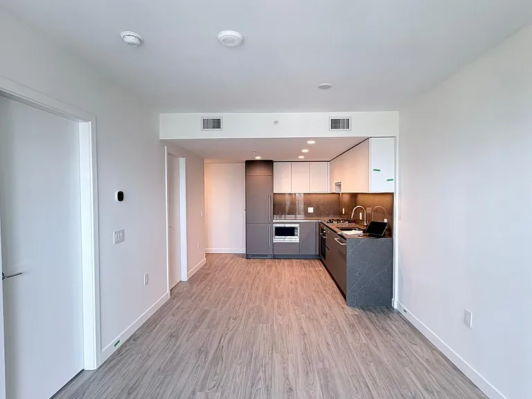 2135 Springer Ave #3701 — Photo 6