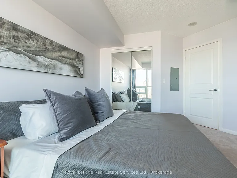 18 Yonge St #2907 — Photo 13