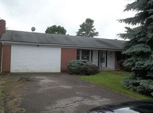 775 W Krepps Rd, Xenia, OH 45385