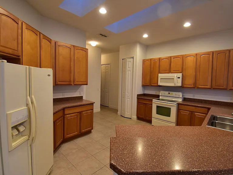636 Volterra Blvd — Photo 17
