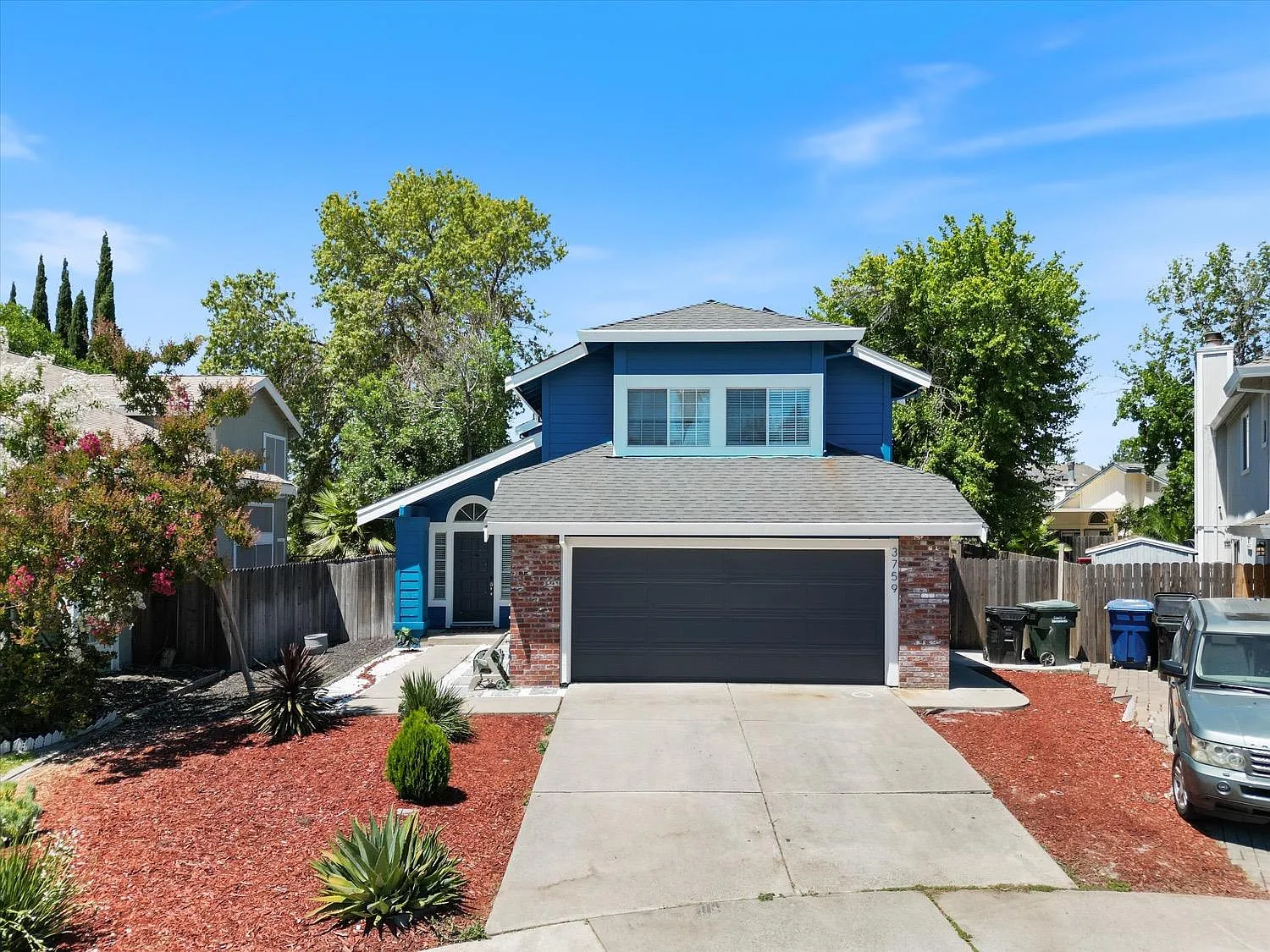 3759 Willow Bend Pl photo 1