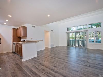 5700 Etiwanda Ave Unit 250, Tarzana, CA, 91356
