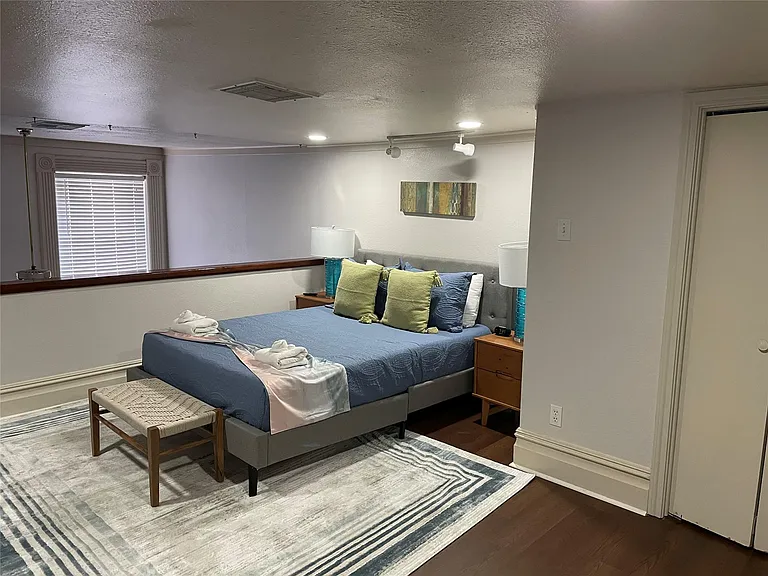 2118 Strand St #207 — Photo 17
