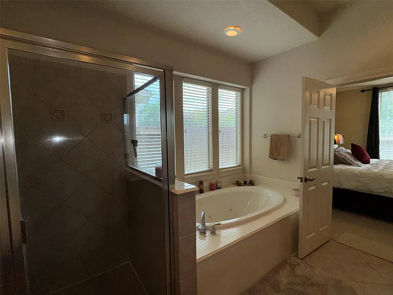 3606 Quiet Meadow Ct — Photo 17
