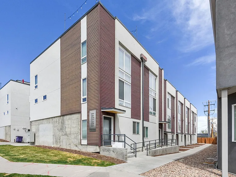 1551 W 43rd Ave — Photo 19