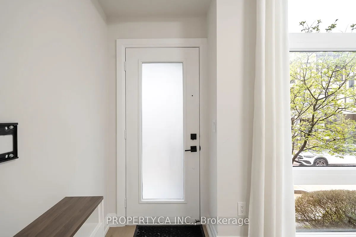 Building Photo - 23 Eldora Ave #104