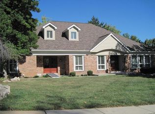 202 Stablestone Dr, Chesterfield, MO