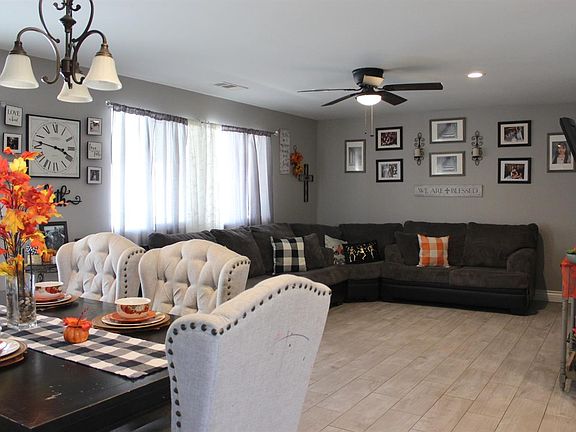 3rd image of 14376 Black Mountain Pl