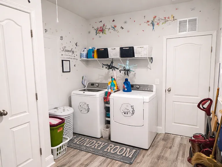 1151 Carteret Manor Dr — Photo 22