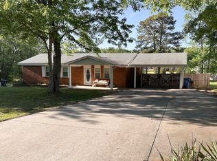 1403 Stage Rd SW, Hartselle, AL 35640