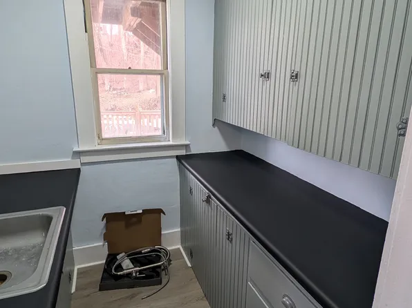 (undisclosed Address), Berlin, NH 03570