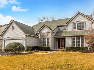 660 Mayfair Ln, Buffalo Grove, IL 60089