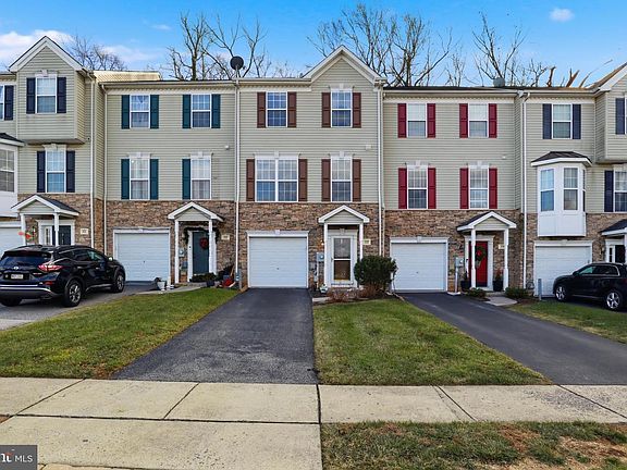 2nd image of 332 Bruaw Dr