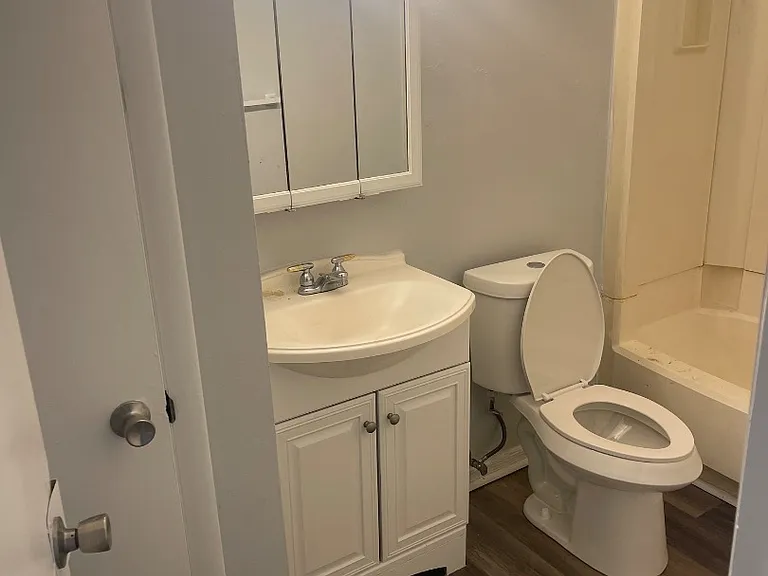 Unit Photo