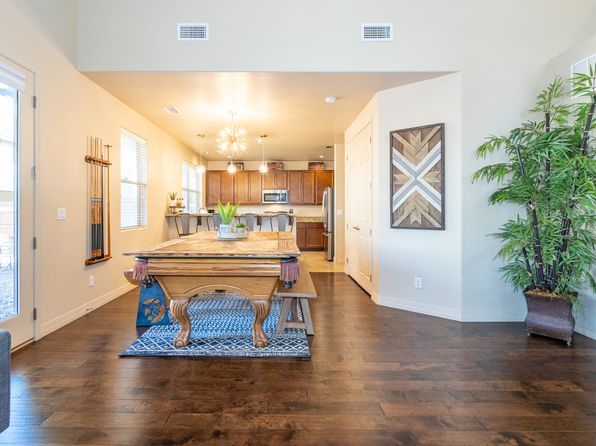 2741 W Pico Del Monte Cir