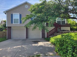 3811 NE 83rd St, Kansas City, MO 64119