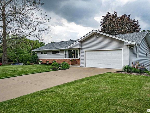 2nd image of 2927 W Bacon Dr