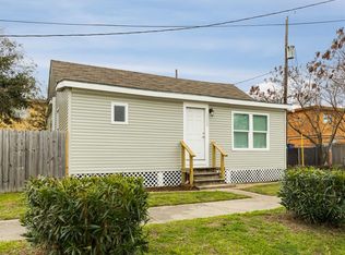 1213 55th St, Galveston, TX 77551