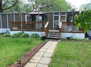 6427 55th St N, Oakdale, MN 55128