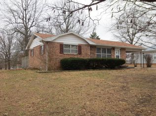 1008 Tyler Ave, Aurora, MO 65605