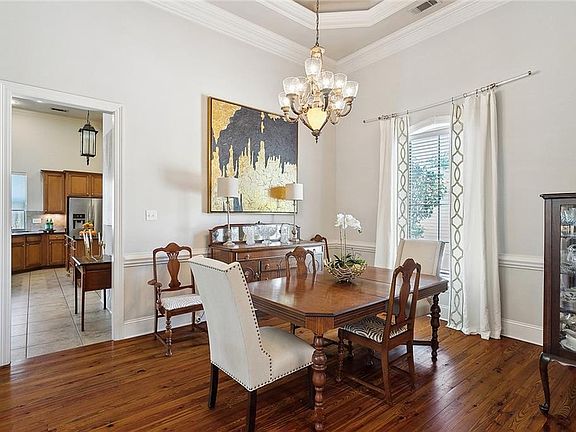 5th image of 608 Tanager Dr