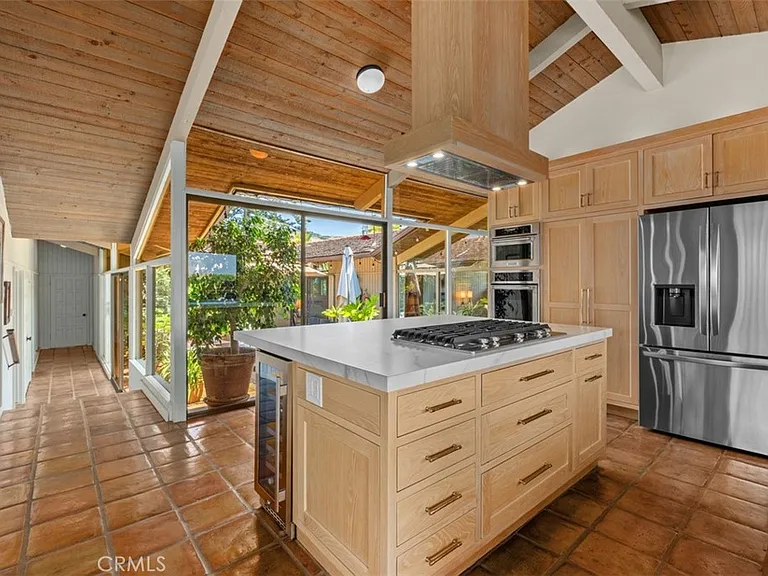 2 N Alta Mira Rd — Photo 15