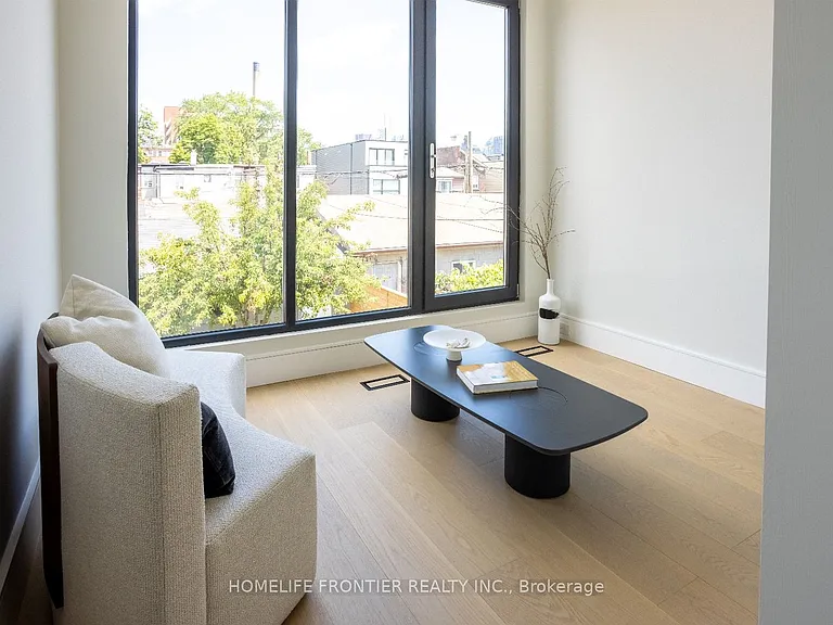179 Palmerston Ave — Photo 22
