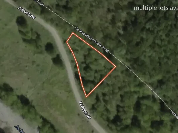 8 Elwood Dr, Hot Springs, VA 24445