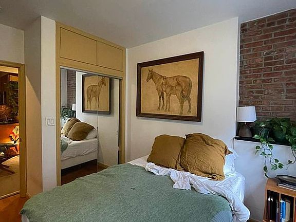 4th image of 188 Orchard St APT 9