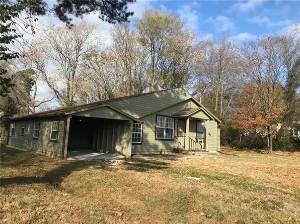 309 5th Ave SW, Gravette, AR 72736