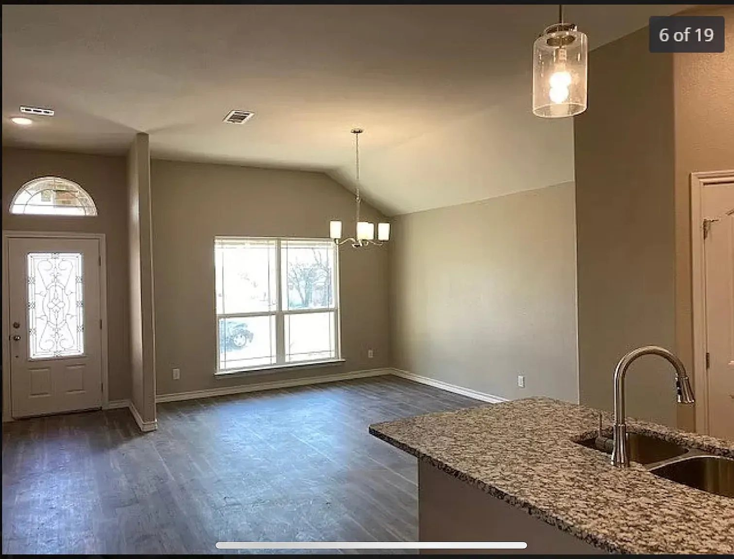 3 bed, 2190 sqft, $2,500 — Photo 3