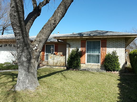 2nd image of 4707 Casa Bello St