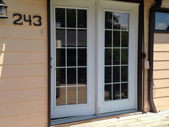 3rd image of 243 Lakeview Dr