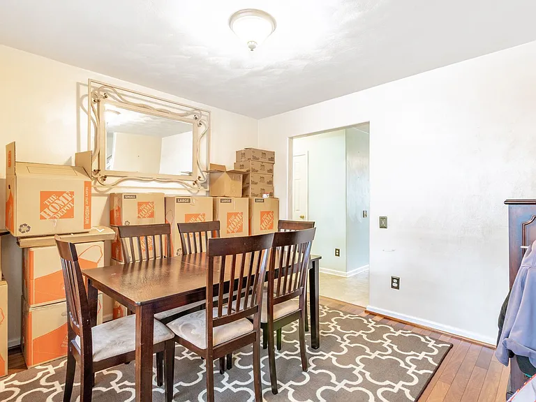 601 Lord Byron Ct — Photo 11