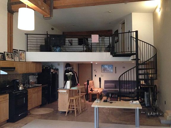 5th image of 346 1st St