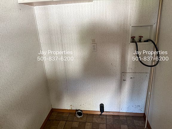 5th image of 152 Cole Dr