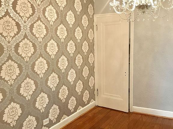 3rd image of 2628 Cleinview Ave APT 2