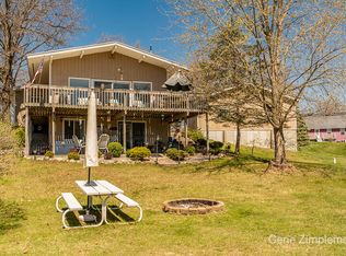 17355 Thunder Bay Dr, Howard City, MI 49329