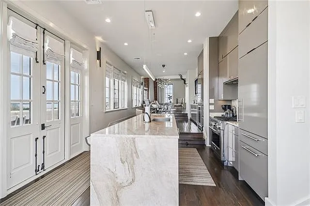 208 Bienville St #5 — Photo 12