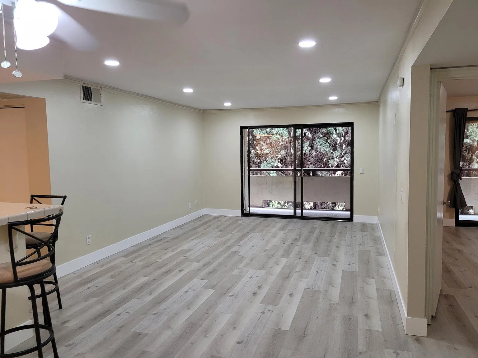 5885 El Cajon Boulevard — Photo 4