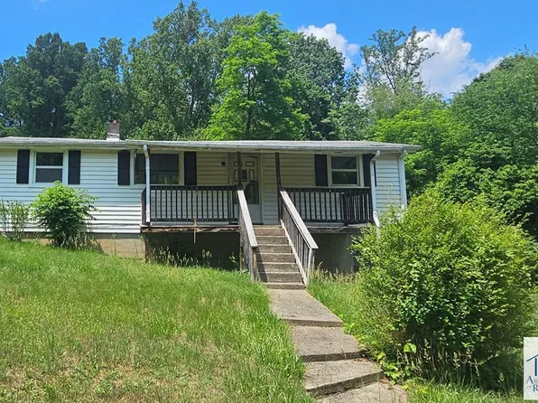 2620 A L Philpott Hwy, Ridgeway, VA 24054