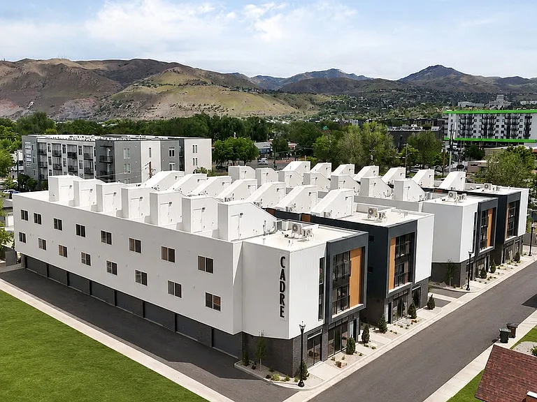 Cadre Townhomes — Photo 24
