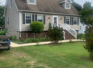 429 Marsh St, Tappahannock, VA 22560